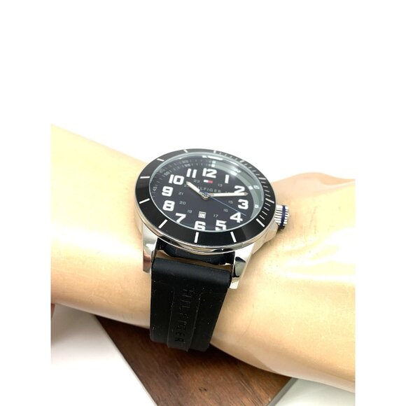 Tommy Hilfiger Men's Watch 1791661 Quartz Blue Dial Black Rubber Strap 46mm - Picture 6 of 14